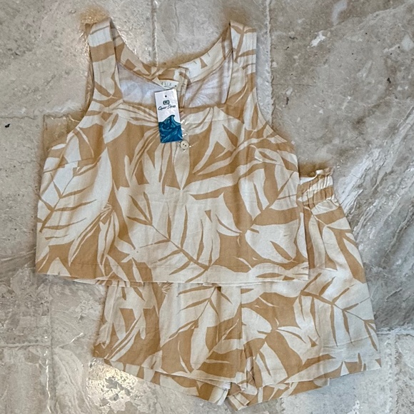 NWT ILLA ILLA Willow Open Back Set Yellow / Tan (Top M / Bottom S) - Picture 1 of 10